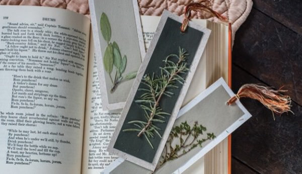 DIY Herbal Bookmarks Craft Made With Wax Paper & Cardstock Paper - Express yourself with wax paper bookmarks.