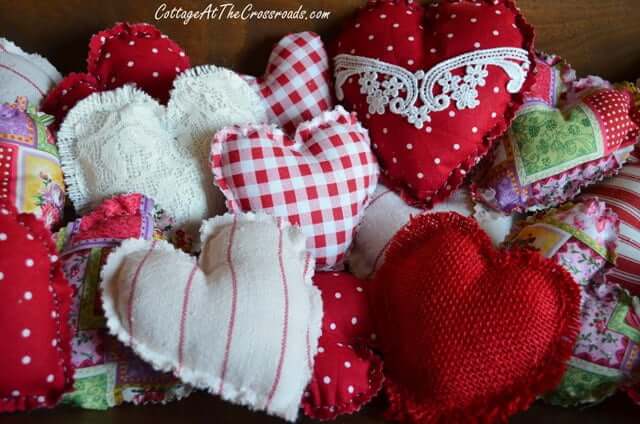 Fun & Easy To Make Fabric Heart Crafts For Gifting