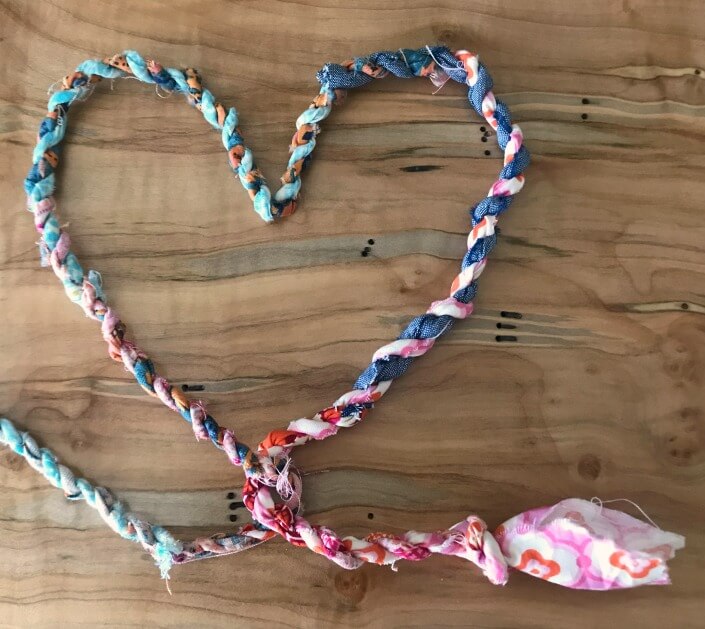 Pretty Heart Craft Using Twine Fabric Techniques