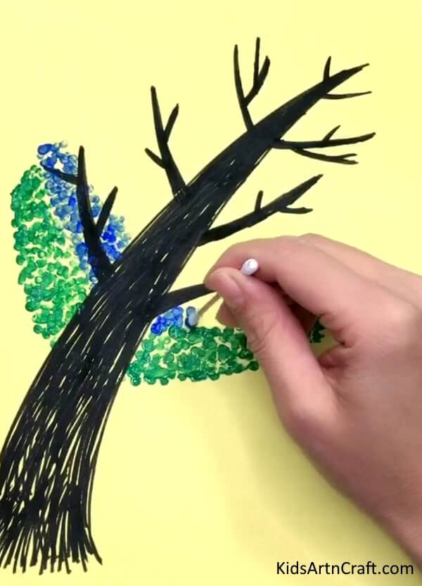 Making a Tree with Cotton Swabs in a Kid-Friendly Way - Cotton Swab Tree Painting