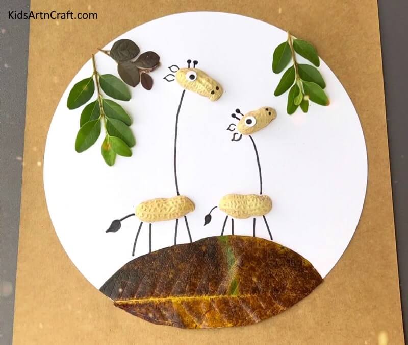 Repurposing Giraffe Art with Leaves from Fall and Peanut Shells - Giraffe Art and Craft