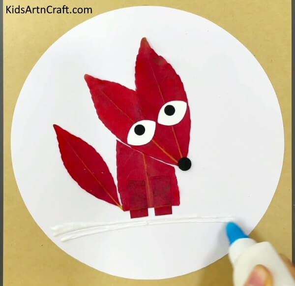 Gain the knowledge to construct fox art and crafts using autumn foliage - Fox Art And Craft Using Fall Leaves