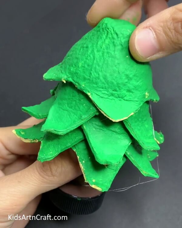 Pasting Cartons - Instructional Guide for Children on How to Construct a Christmas Tree out of an Egg Carton
