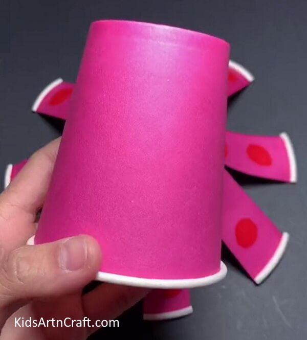 Taking Another Paper Cup - A fun paper cup project for children- constructing an octopus craft. 