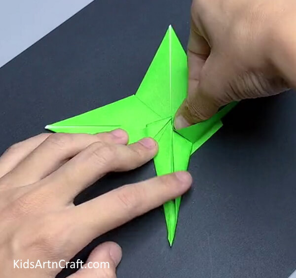 Narrowing the Body-Crafting a Foldable Dragonfly - Step-by-Step Guide for Children