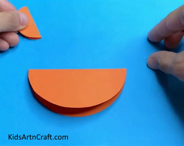 Folding Small Circles - How to Make a Paper Round Crab: A Detailed Guide