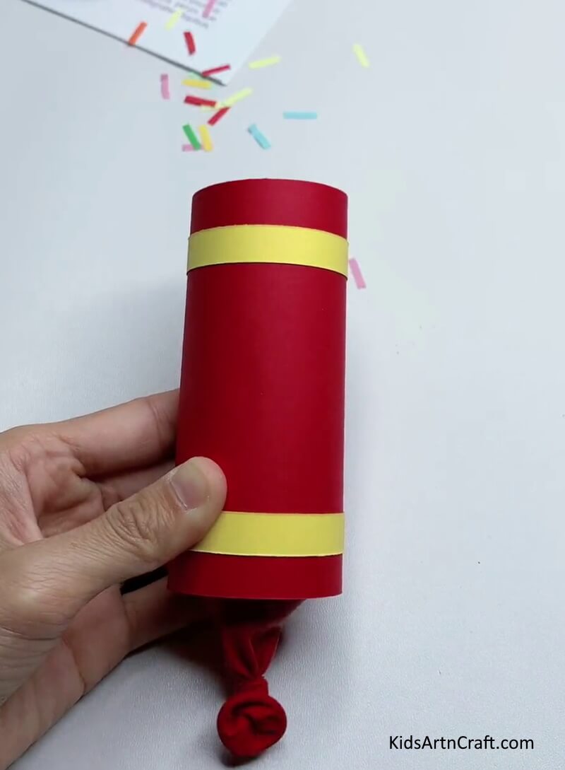 Crafting A Party Popper Using Paper Roll