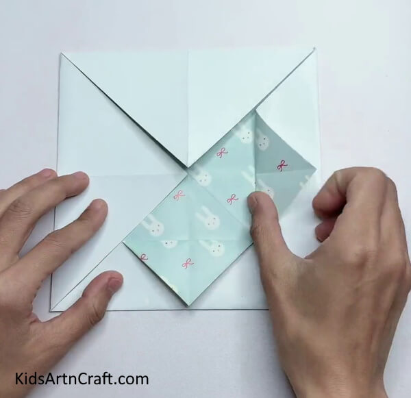  Folding Corners Of The Triangle - An inventive paper box creation plan for the kids.