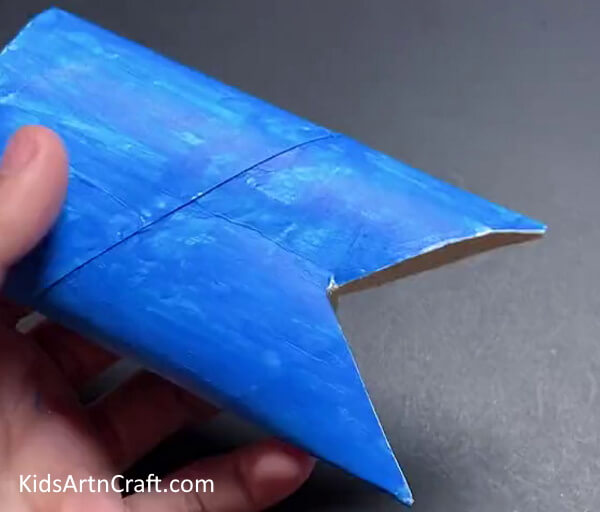 Making Mouth - Repurposing cardboard tubing to make a shark craft for children.