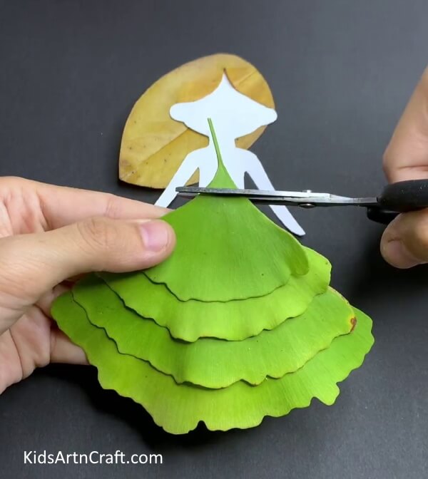 Cutting The Twig Portion- A Guide For Making Leaf Art With Children In The Fall 