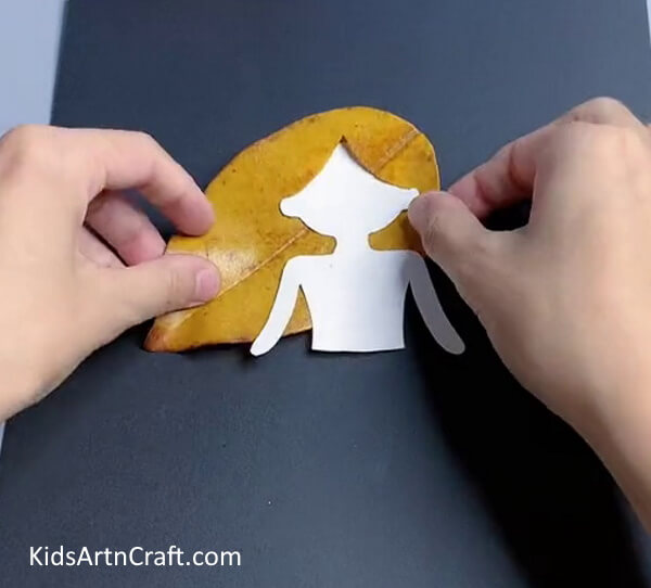 Giving Shape To The Doll Art and Craft Ideas for Kids with Leafy Step-by-Step Tutorial 