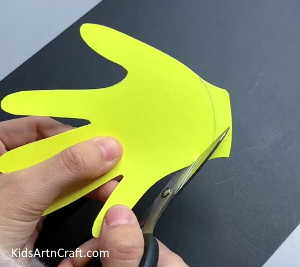 Giving Shape - Create a Handprint Duck Out of Paper Easily