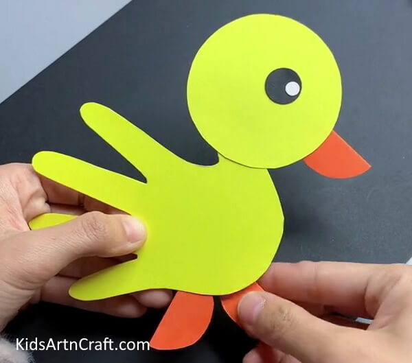 Making Legs - Instructions on Crafting a Paper Duck With Handprints