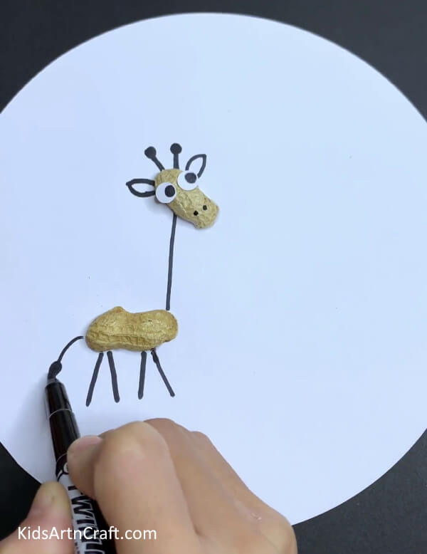 Drawing Tale - Peanut Shells Transformed Into Giraffe Art