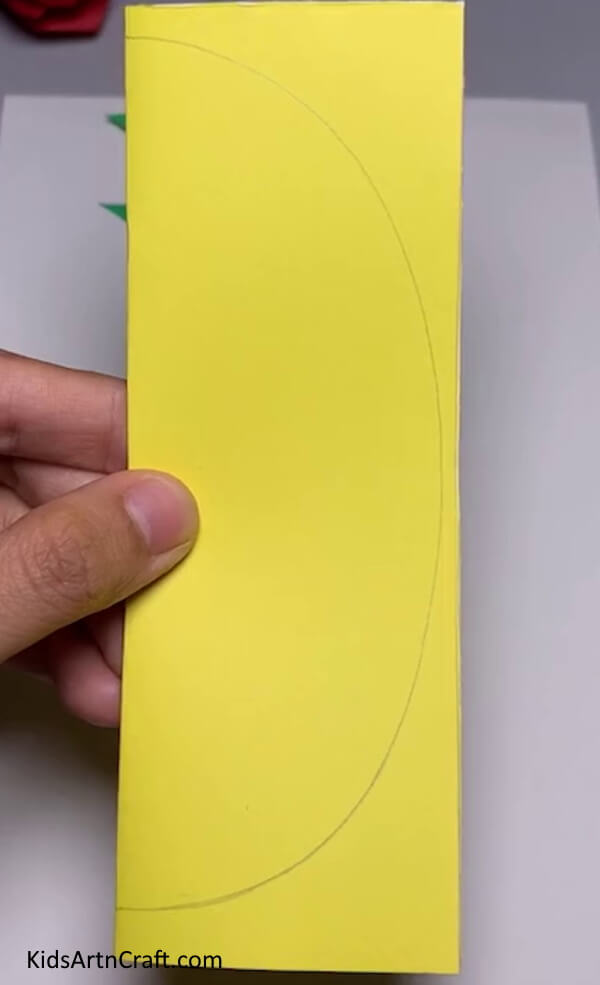 Making Pineapple - How to Assemble a Paper Pineapple Easily