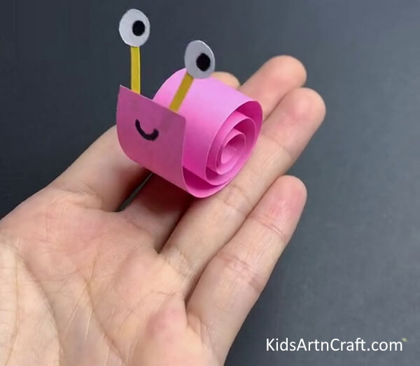 Step -7  Cute Snail Is Ready Tutorial for a Kid-Friendly Paper Snail Project 
