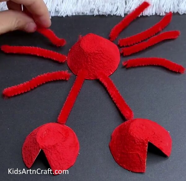 Pasting Legs - Step-By-Step Instructions For Kids To Form A Crab Out Of An Egg Carton