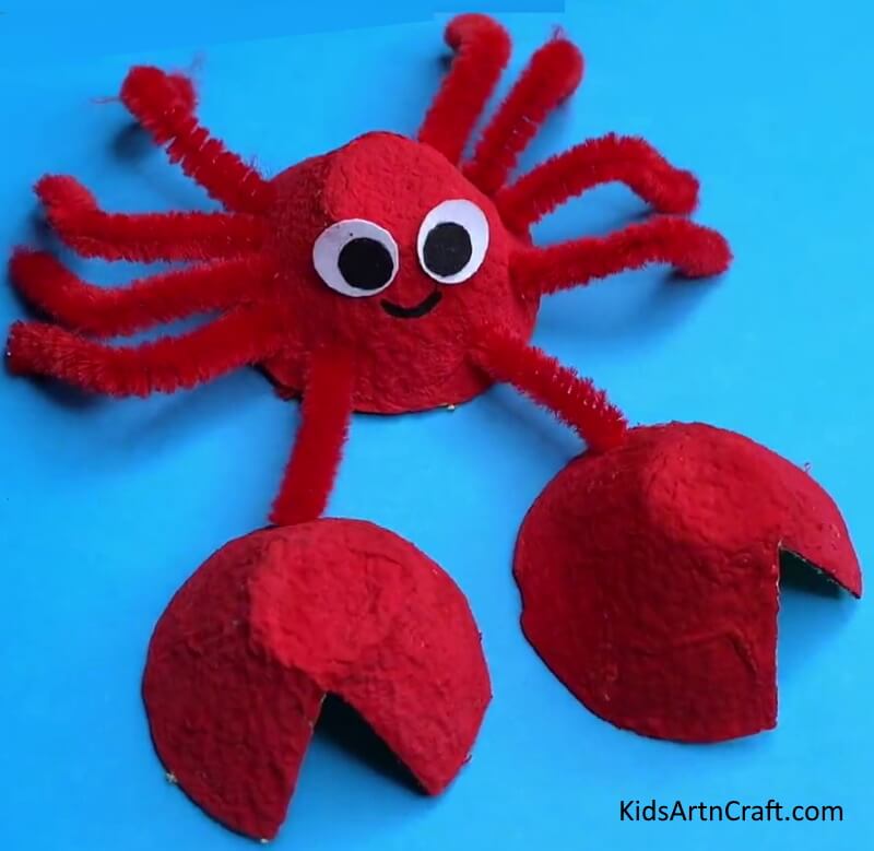 Kids Crafting With Egg Cartons to Make a Crab