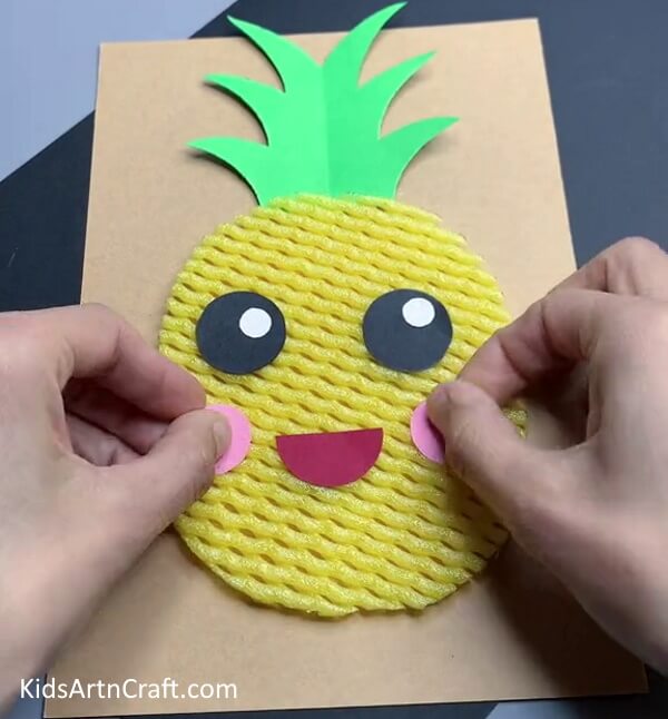 Pasting Cheeks - Crafting a Pineapple Fruit Design with Foam Netting