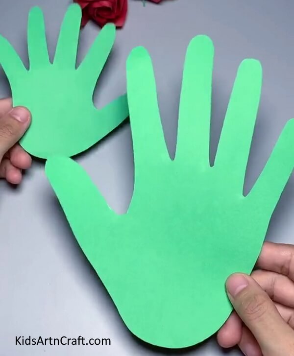 Cut The Green Paper In The Shape Of Your Hand-Making a Handprint Frog with Paper - Fun Children's Activity 