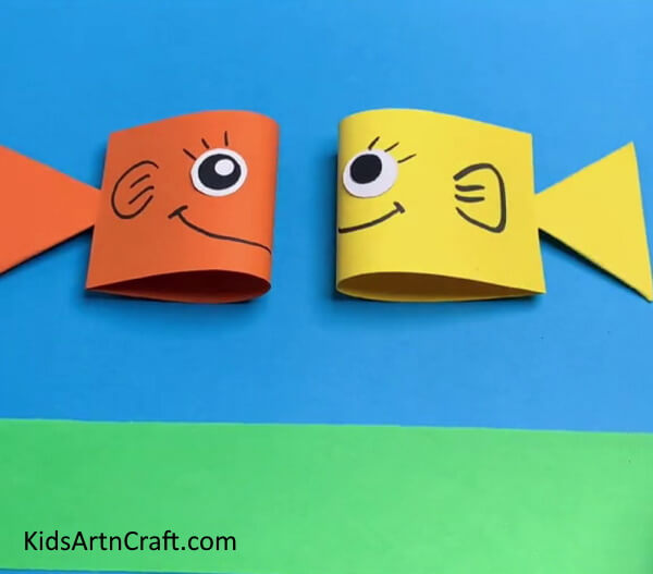 Pasting The Fishes- Tutorial on How to Assemble a Lovely Fish with Paper 