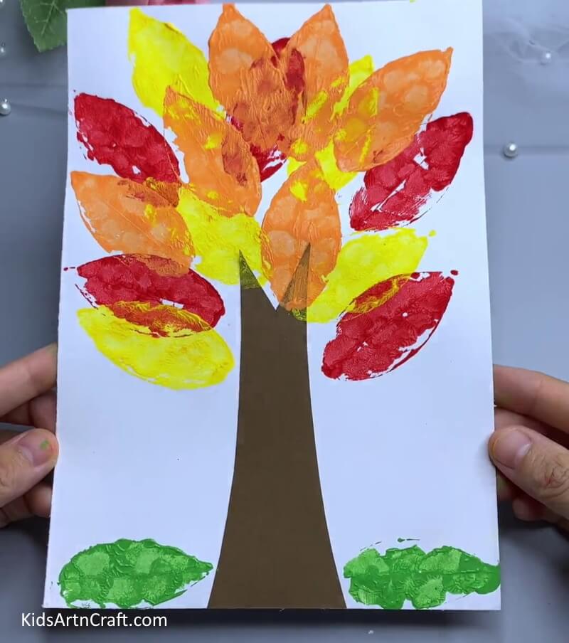 Crafting Tree Artwork Using Leaf Stamping