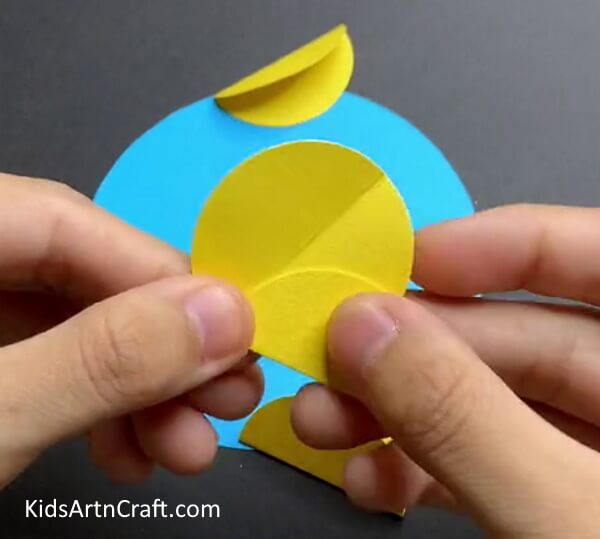 Folding Circles - Crafting Fish From Paper - A Fun Activity for Kids