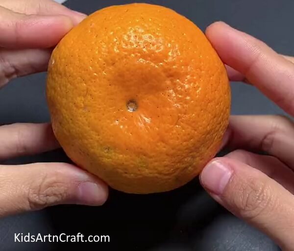 Getting An Orange - Utilizing Orange Peel to Make an Unconventional Lamp Ornament