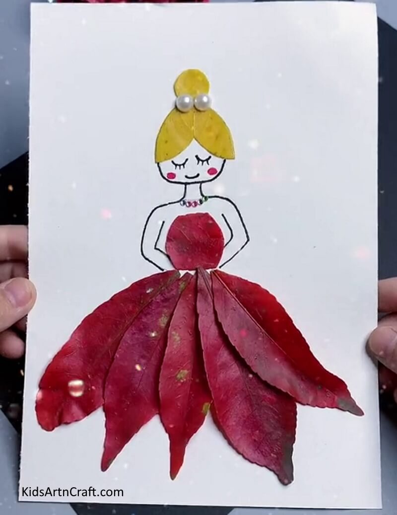Using Fall Leaves For Making A Princess Doll Art