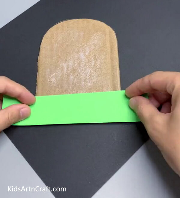 Pasting Paper - Guide to Crafting Cardboard Ice Cream Quickly 