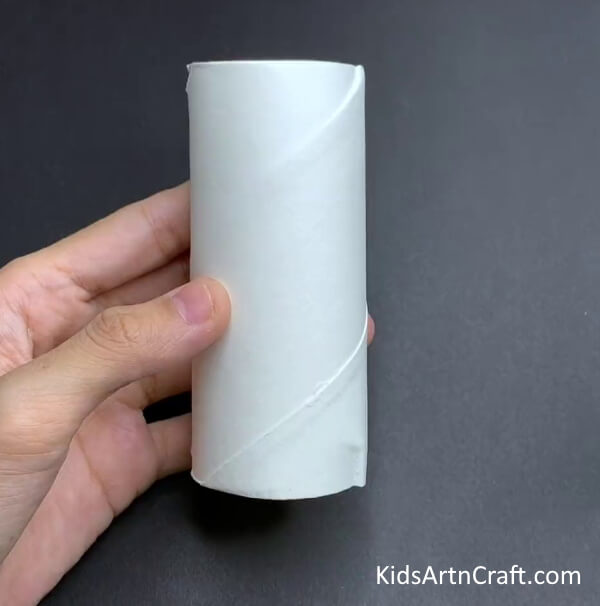 Grabbing Cardboard Tube - Construct a Recycled Cardboard Tube & Paper Cup Combat Vehicle Craft At Home