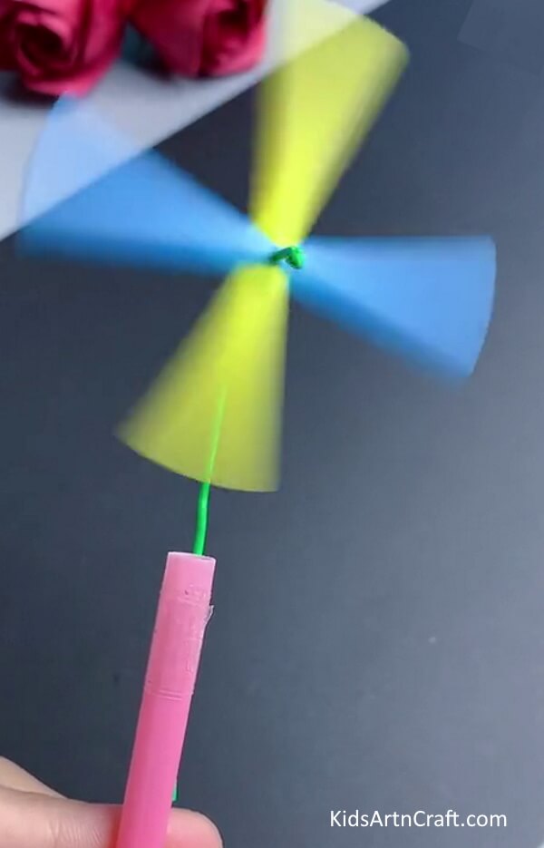 Spinning The Straw Fan - Construct A Home-Made Straw Fan Craft For Kids With This Tutorial