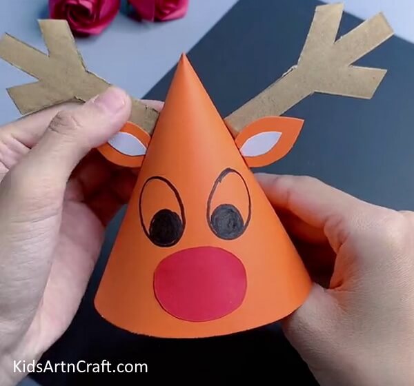 Making Horns of Reindeer - Crafting a Reindeer Out of Paper: A How-To