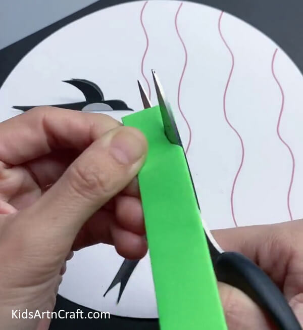 Cutting Leaves - Tutorial to Create a Bird Artwork Using Paper