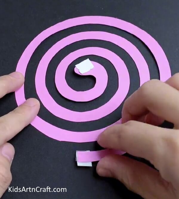 Applying Double Side On Both Ends - Create your own butterfly craft with paper