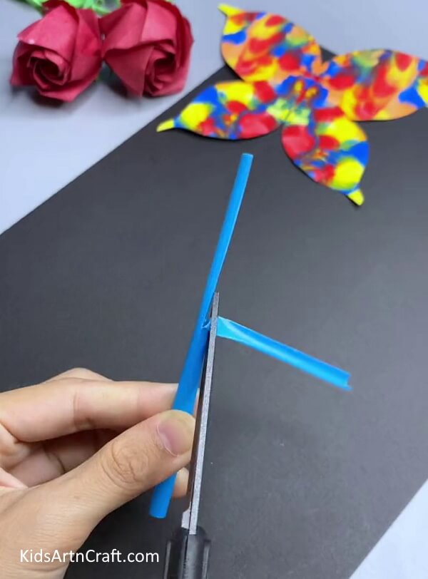   Making Antennae Using Straw Develop the Ability to Create Paper Butterfly Craft with a Painting Hack