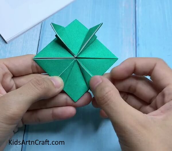 Making Folds - Introducing Kids to the Art of Paper Origami Frog Crafting