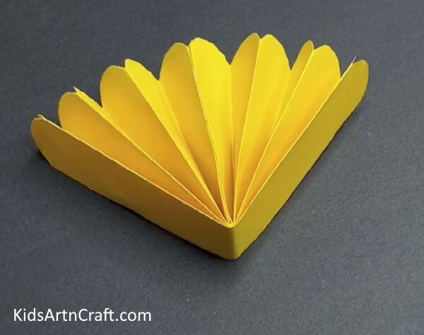 Making Paper Petals - Creating a Sunflower out of Paper