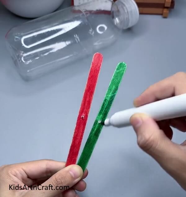 Color The Popsicle Sticks