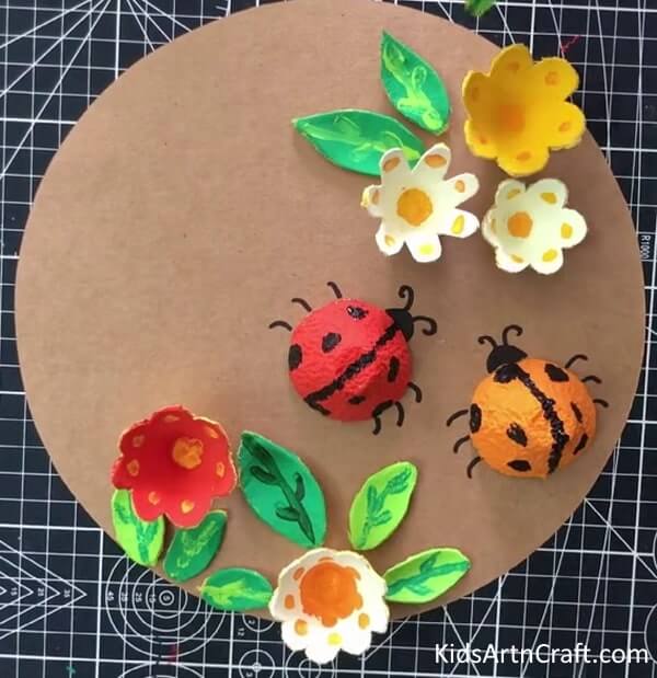 Easy crafts for educational programs - Beetle And Colorful Flowers Craft Idea Using Egg Carton
