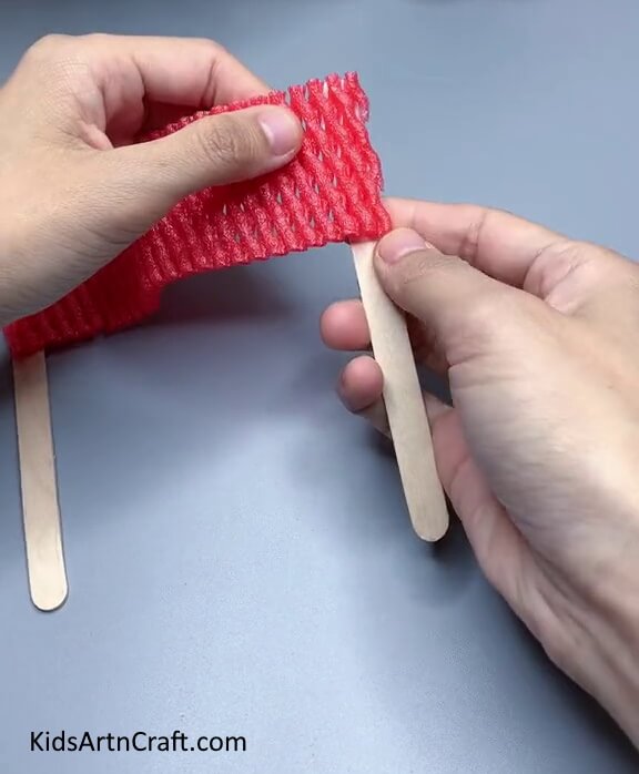 Pasting Popsicle Stick - Designing a Chinese New Year Dragon – A Basic Undertaking for Rookies 