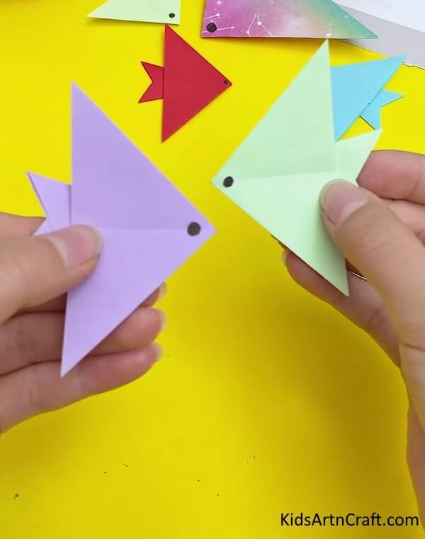 Colorful Paper Fish Origami Craft - Simple origami projects that kids can do.