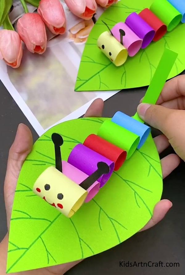Let Your Ideas Soar with Crafts - Crawling Into Creativity: Paper Roll Caterpillar