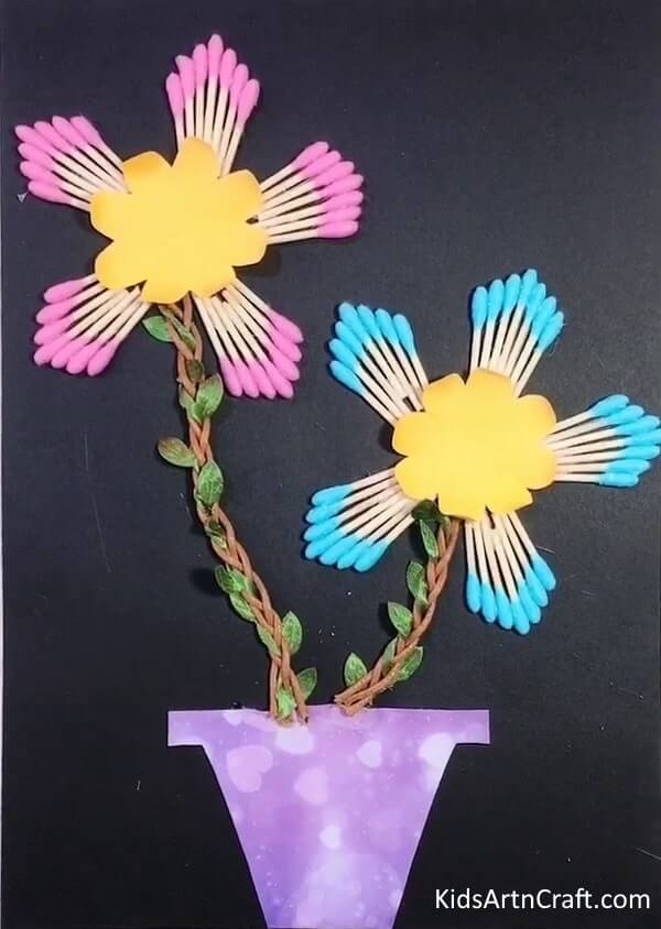 Different Strategies For Forming Flowers - Creative Way To Make Flower Using Earbuds