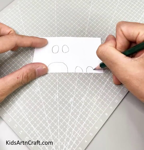 Drawing Tiger Body Parts On White Paper - Appealing Tiger-Themed Paper Cup Design For Children 