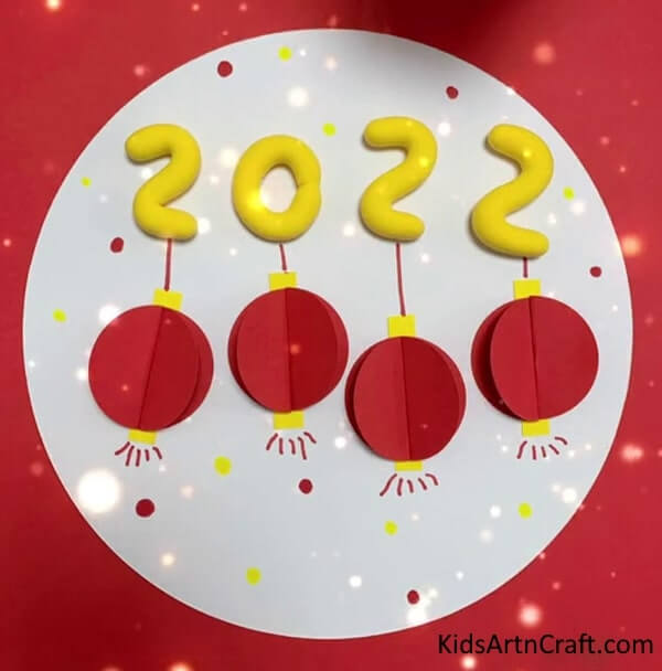 Decorative Paper Wall Hanging Craft For New Year - Eye-Catching Artistic and Crafting Projects for Kids