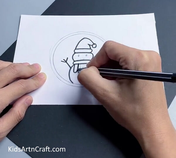 Drawing Snowman - Decorating your house with a gorgeous Christmas ornament 