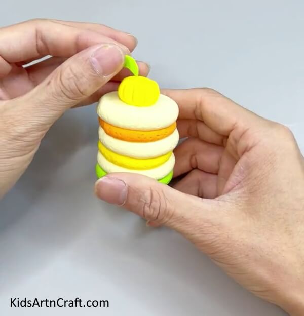Making Green Stem - Crafting Miniature Clay Cakes with Kids