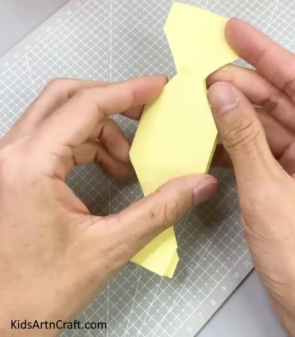 Unfolding The Paper - Assemble An Entertaining Paper Candy Project For Kids
