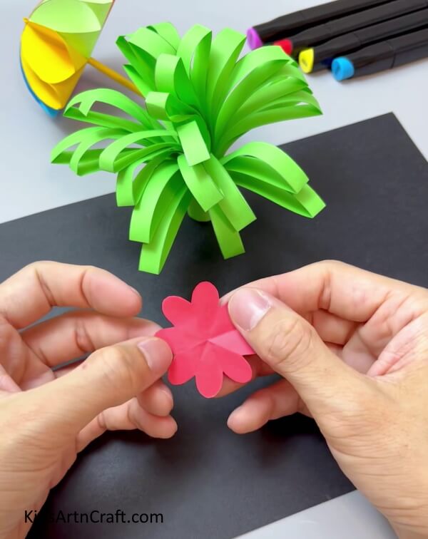 Unfolding Paper Flower - Creating Paper Flowers That Are Simple For Kindergarten Students